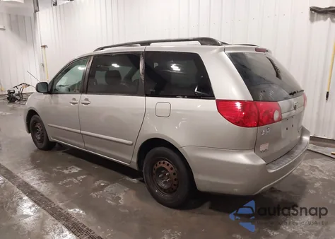 2006 Toyota Sienna Le z USA, uszkodzony, nr VIN 5TDZA23C66S507299